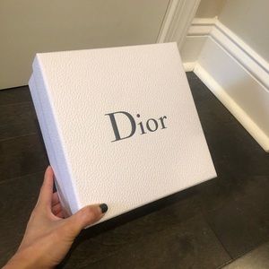Dior box